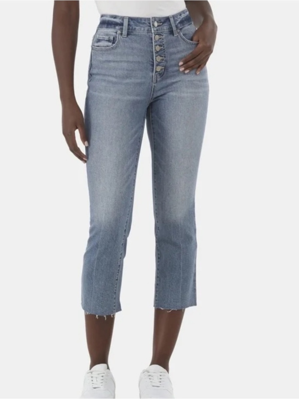 Time and Tru Women's High Rise Button Fly Straight Leg Raw Hem Crop Jeans EUC